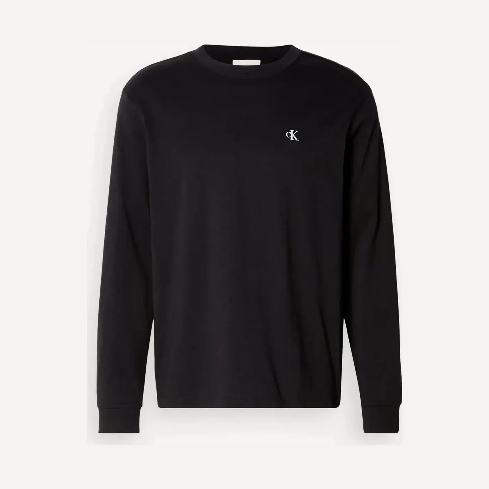 Czarny longsleeve Calvin Klein Jeans z okrągłym dekoltem i małym białym logo CK na lewej piersi.